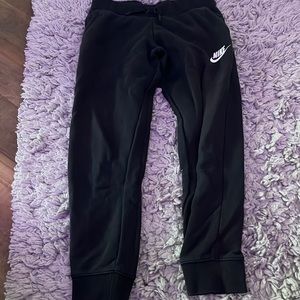 black nike sweats
